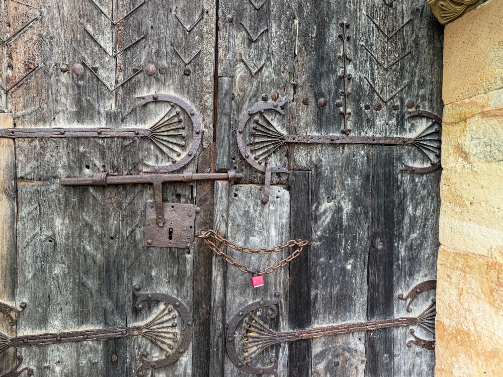 alte romanische tür